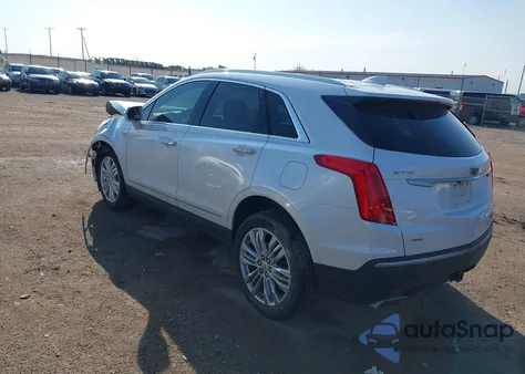2017 Cadillac Xt5 Premium Luxury z USA, uszkodzony, nr VIN 1GYKNERS3HZ284561